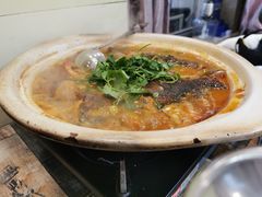 鱼头泡饼-八张桌子(老店)