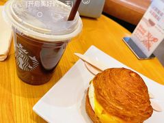 -星巴克臻选(青岛金狮广场店)
