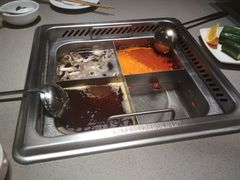 -海底捞火锅(宝龙广场夜宵主题店)