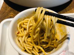 -龙巢盱眙龙虾·牛蛙·烧烤宵夜(八卦岭店)