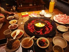 -舒家大院重庆老火锅(纪念塔店)