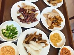 -天宜隆蘑菇宴火锅(石景山旗舰店)