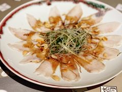 薄切鲜鱼片-穹六人间 people 6(岳阳路店)