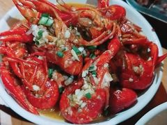 -琥珀老六龙虾(四里河店)