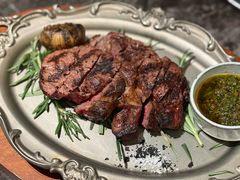 -LESCEDARS Brasserie Bistro香柏树