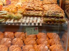 爆浆牛角-丁香西饼屋(桂林路店)