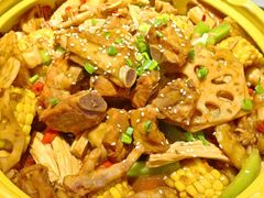 -多嘴超级肉蟹煲(杉杉国潮主题店)