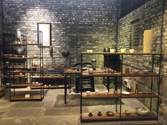 面包甜点陈列柜-鱼桥巷·美学川菜