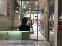 -丽丽三鲜螺蛳粉(田林路店)
