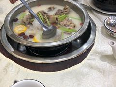 渝君猪骨煲-渝君重庆火锅(嘉宾路店)