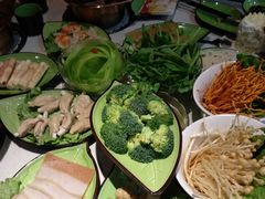 -一叶一世界·素食餐厅(锦华万达店)