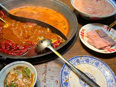 -萍姐火锅·公路夜市(武汉首店)