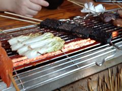 -哈尔滨小酒馆·鲜肉现穿自助烧烤(康新花园店)