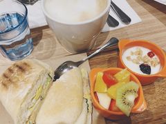 -必胜客(WOW中心城店)