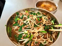 -正宗杨记普洱酸醋米线(总店)