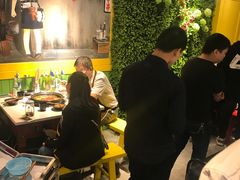 -钢管厂五区小郡肝串串香(奥克斯广场锦城万达店)