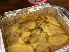 锡纸烤土豆片-老猎户炭火锅羊汤(万达店)