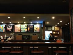 -星巴克臻选(深圳龙华红山天虹店)
