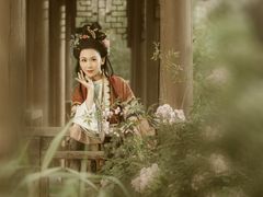 -九月鹰飞汉服摄影工作室