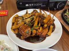 毛蟹年糕-谢记上海大排档(长寿路店)