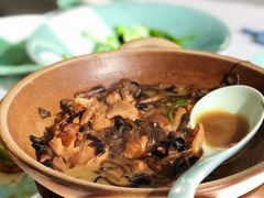 小鸡炖榛蘑-止观小馆·辽河口渔家菜(王府井店)