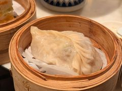 鱼翅灌汤饺-誉八仙粤菜(万象天地店)