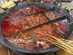 -正南齊北重庆老火锅(光华村直营店)