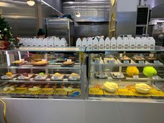 面包甜点陈列柜-猫王榴莲世家(三里屯SOHO商场店)