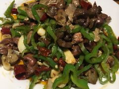 香辣鸽杂-海记品鸽·新疆菜(高铁站店)