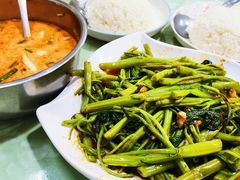 -家利美食店