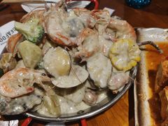 手抓海鲜蒜香奶油味-仓库南洋海鲜小排档(柳河路店)