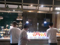 -半岛翡丽海鲜自助餐厅(观风亭店)