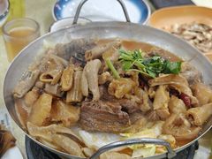 -鹤乡东北菜(崮山路店)