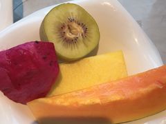 -雍容荟帝王蟹活龙虾展台自助(IFS黑金店)