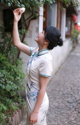-梦回汉唐汉服旗袍体验馆(拙政园店)