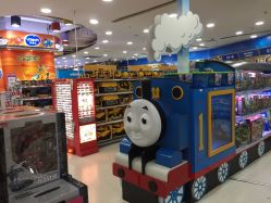 -玩具反斗城(正大广场店)