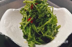 Cold-mixed花椒 leaves