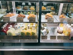 面包甜点陈列柜-喜茶(滨江宏岸店)