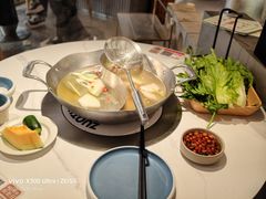 -左庭右院鲜牛肉火锅(京西大悦城店)
