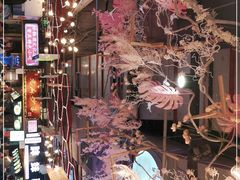 -八一路好吃街(雨田商务大厦店)