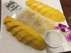-Dang restaurant (patong phuket)