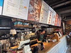 -Common Table · Brunch & Coffee