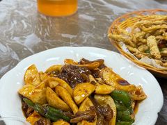 蛋白烧牛筋-西大酒店