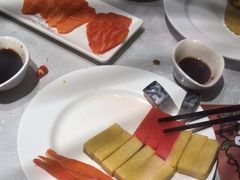 -四海一家自助餐(益田假日广场店)