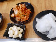 -肉甲韩国木炭烤肉(新壹街1店)