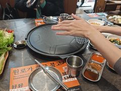 -彭妈家•韩国烤肉料理(张杨路店)