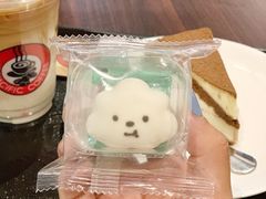 云朵棉花糖-太平洋咖啡(青岛万象城店)