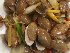-小辣妹川味海鲜加工店(第一市场椰风巷店)
