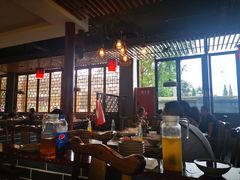 大堂-九尺赵老四鲜鹅肠火锅