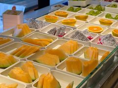 -涨巢·潮玩水疗局